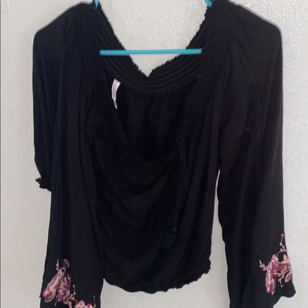 Bell sleeve crop top